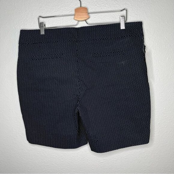 Hilary Radley navy geometric 9” chino Golf Dress shorts size XXL - Picture 9 of 13